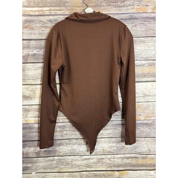 Forever 21 Brown V Neck Long Sleeve Collared Bodysuit M‎ Medium Top Sexy - Picture 3 of 4
